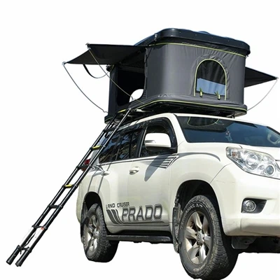 Cómo fijar la carpa del techo del automóvil